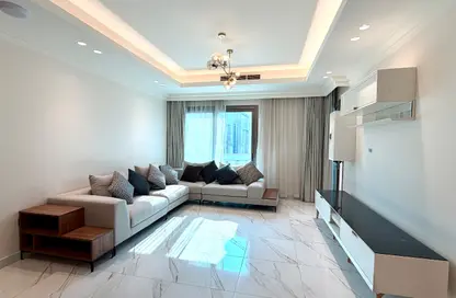 Apartment - 2 Bedrooms - 2 Bathrooms for rent in Floresta Gardens - The Pearl Island - Doha Apartment - 2 Bedrooms - 2 Bathrooms for rent in Floresta Gardens - The Pearl Island - Doha