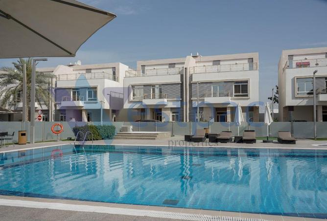 986231 - Property Main Image