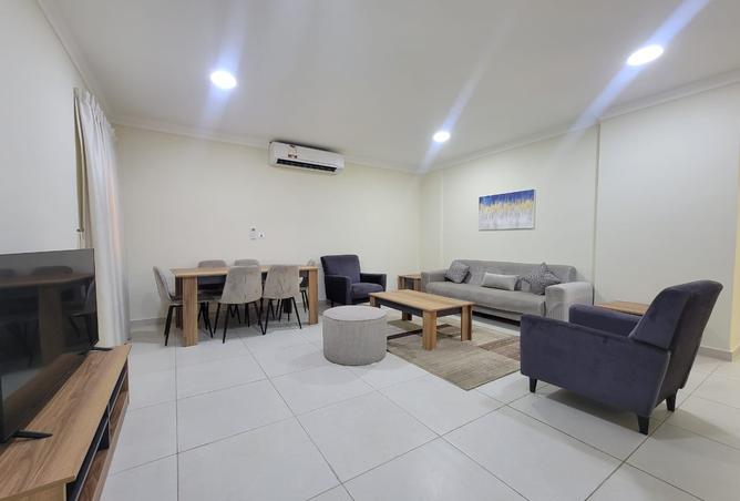 930697 - Property Image 3