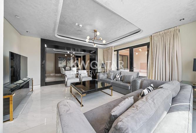 974430 - Property Main Image