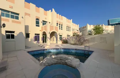 Compound - 5 Bedrooms - 7+ Bathrooms for rent in West Bay Lagoon - West Bay Lagoon - Doha