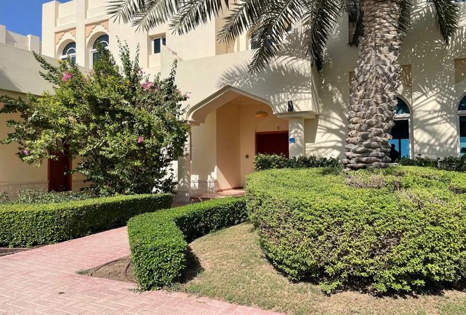 939806 - Property Image 2