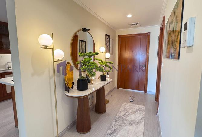 962589 - Property Image 2