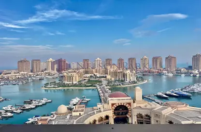 Apartment - 3 Bedrooms - 3 Bathrooms for sale in Tower 7 (Ferrari Tower) - Porto Arabia - The Pearl Island - Doha