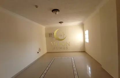 Apartment - 2 Bedrooms - 2 Bathrooms for rent in Al Muntazah - Doha