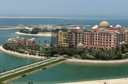 Apartment - 1 Bedroom - 2 Bathrooms for rent in East Porto Drive - Porto Arabia - The Pearl Island - Doha