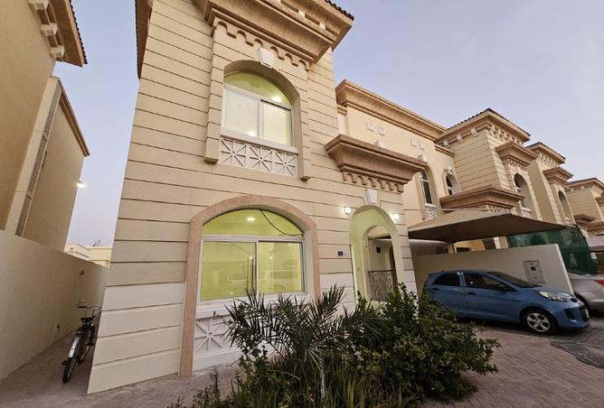 988617 - Property Main Image