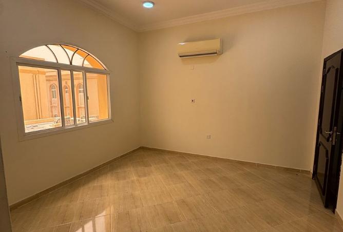 979935 - Property Image 3