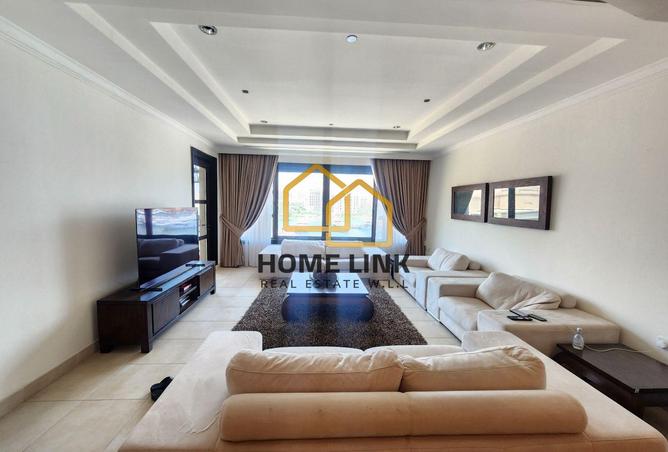 906282 - Property Image 2