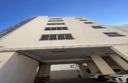 Apartment - 1 Bedroom - 1 Bathroom for rent in Umm Ghuwailina - Doha