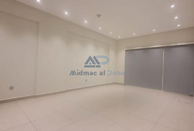 944943 - Property Main Image