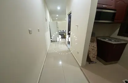 Apartment - Studio - 1 Bathroom for rent in Al Mansoura - Al Mansoura - Doha
