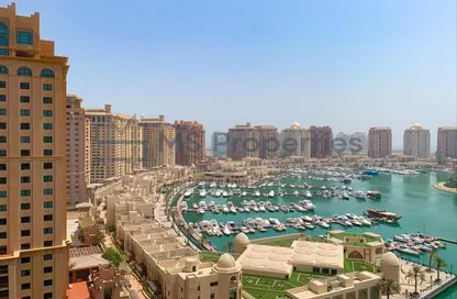 Apartment - 2 Bedrooms - 3 Bathrooms for rent in West Porto Drive - Porto Arabia - The Pearl Island - Doha