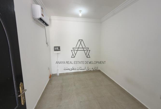 942605 - Property Image 3