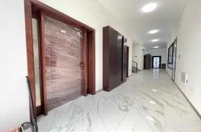 فيلا - 6 غرف نوم - 7 حمامات للايجار في الخيصة - الخيصة - أم صلال محمد