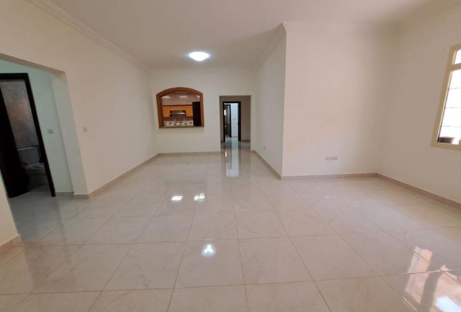 1003671 - Property Image 2