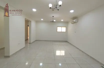 Apartment - 3 Bedrooms - 3 Bathrooms for rent in Al Mansoura - Doha