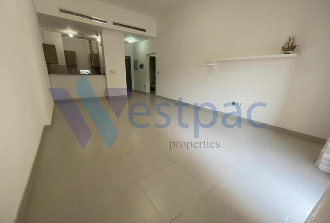 994766 - Property Image 2