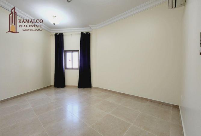 957156 - Property Image 2