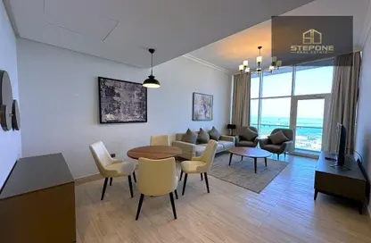 Living / Dining Room image for: Apartment - 1 Bedroom - 1 Bathroom for rent in Burj Al Marina - Marina District - Lusail, Image 1