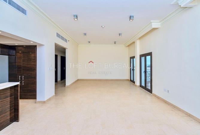 941147 - Property Image 2