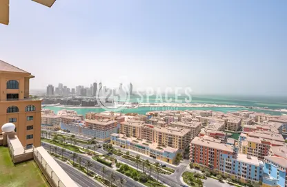 (بنتهاوس  (روف - 5 غرف نوم - 6 حمامات للبيع في طريق بورتو الشرقي - بورتو أرابيا - جزيرة اللؤلؤة - الدوحة