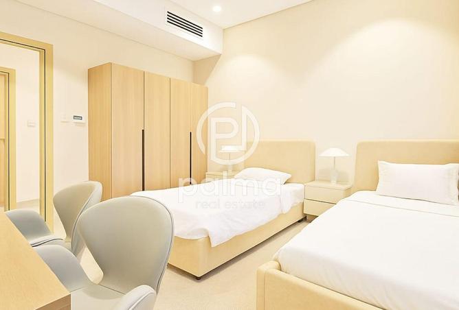 978796 - Property Image 2