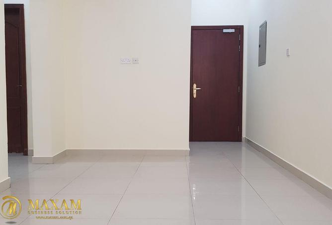 1000570 - Property Image 3