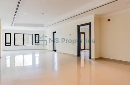 Apartment - 1 Bedroom - 2 Bathrooms for rent in East Porto Drive - Porto Arabia - The Pearl Island - Doha