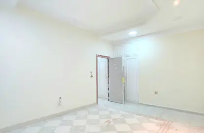 Villa - Studio - 1 Bathroom for rent in Old Airport Road - Doha