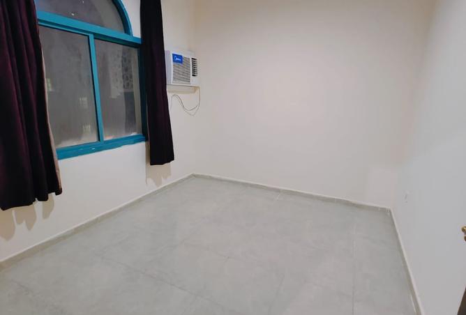 943305 - Property Image 3