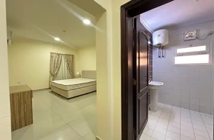 Apartment - 3 Bedrooms - 3 Bathrooms for rent in Somerset Al Mansoura - Al Mansoura - Doha