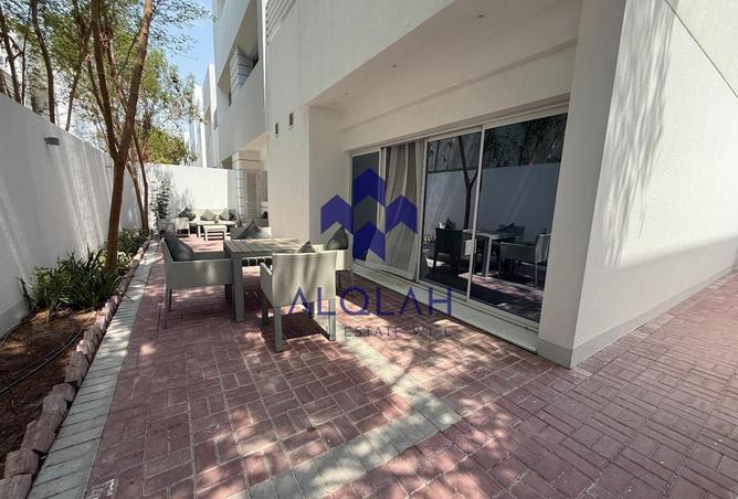 933342 - Property Image 2