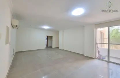 Apartment - 3 Bedrooms - 3 Bathrooms for rent in Al Sadd Road - Al Sadd - Doha