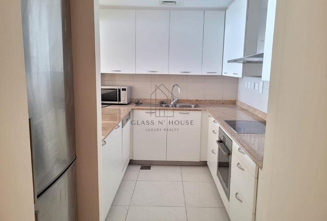 982354 - Property Image 3