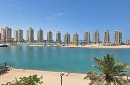 تاون هاوس - 4 غرف نوم - 5 حمامات للايجار في ابراج المتحدة - فيفا بحرية - جزيرة اللؤلؤة - الدوحة