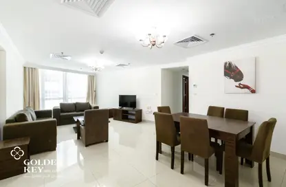 Apartment - 3 Bedrooms - 4 Bathrooms for rent in Diplomatic Street - West Bay - Doha