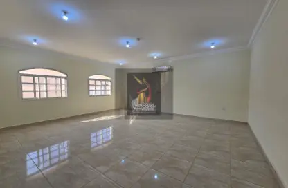 مجمع سكني - 3 غرف نوم - 2 حمامات للايجار في أم صلال علي - أم صلال على - الدوحة