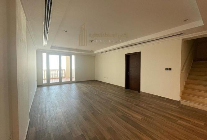 959915 - Property Image 3