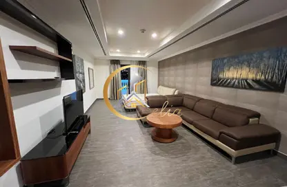 Apartment - Studio - 1 Bathroom for rent in One Porto Arabia - Porto Arabia - The Pearl Island - Doha