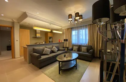 Apartment - 1 Bedroom - 2 Bathrooms for rent in Al Sadd Road - Al Sadd - Doha