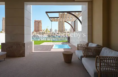 Terrace image for: Townhouse - 2 Bedrooms - 3 Bathrooms for sale in The Pearl Island - Doha, Image 1