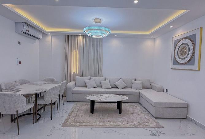 966483 - Property Image 2