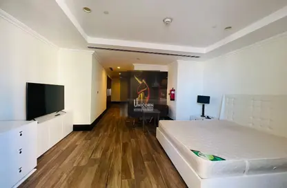 Apartment - Studio - 1 Bathroom for rent in Viva West - Viva Bahriyah - The Pearl Island - Doha