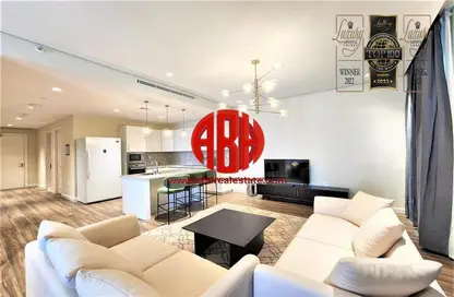 Apartment - 3 Bedrooms - 4 Bathrooms for rent in Floresta Gardens - Floresta Gardens - The Pearl Island - Doha