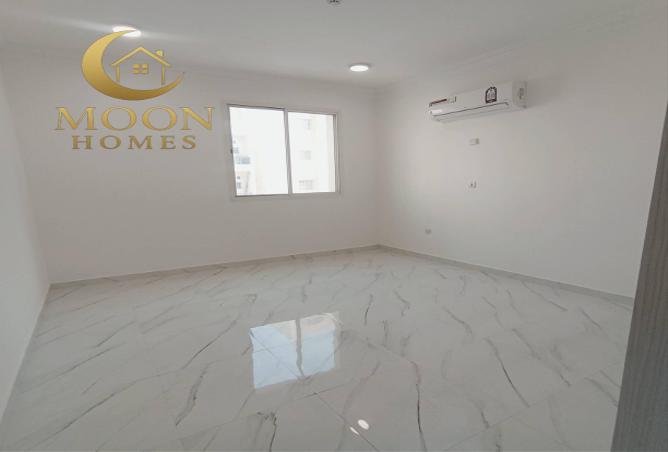 978312 - Property Image 3