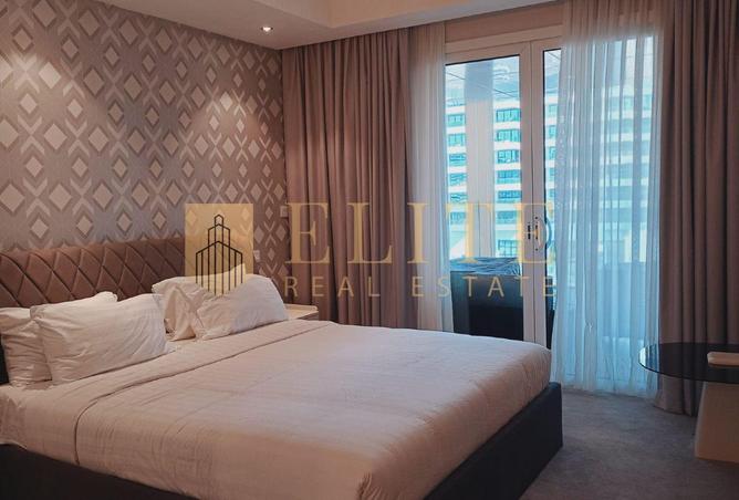 944220 - Property Image 3