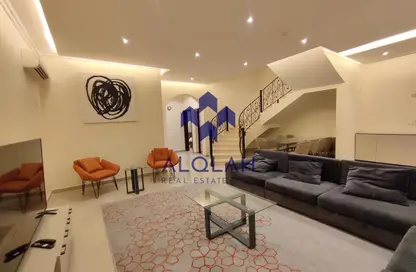 Villa - 4 Bedrooms - 4 Bathrooms for rent in Al Maamoura - Al Maamoura - Doha