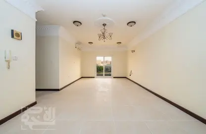 Apartment - 2 Bedrooms - 2 Bathrooms for rent in Fereej Bin Mahmoud South - Fereej Bin Mahmoud - Doha