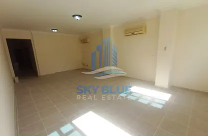 شقة - 3 غرف نوم - 3 حمامات للايجار في فريج بن محمود الشمالي - فريج بن محمود - الدوحة